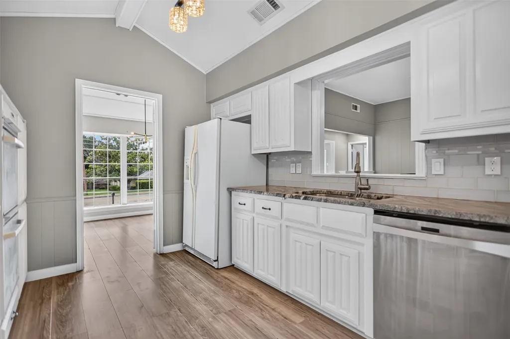 2303 Mccoy Road Carrollton TX 75006