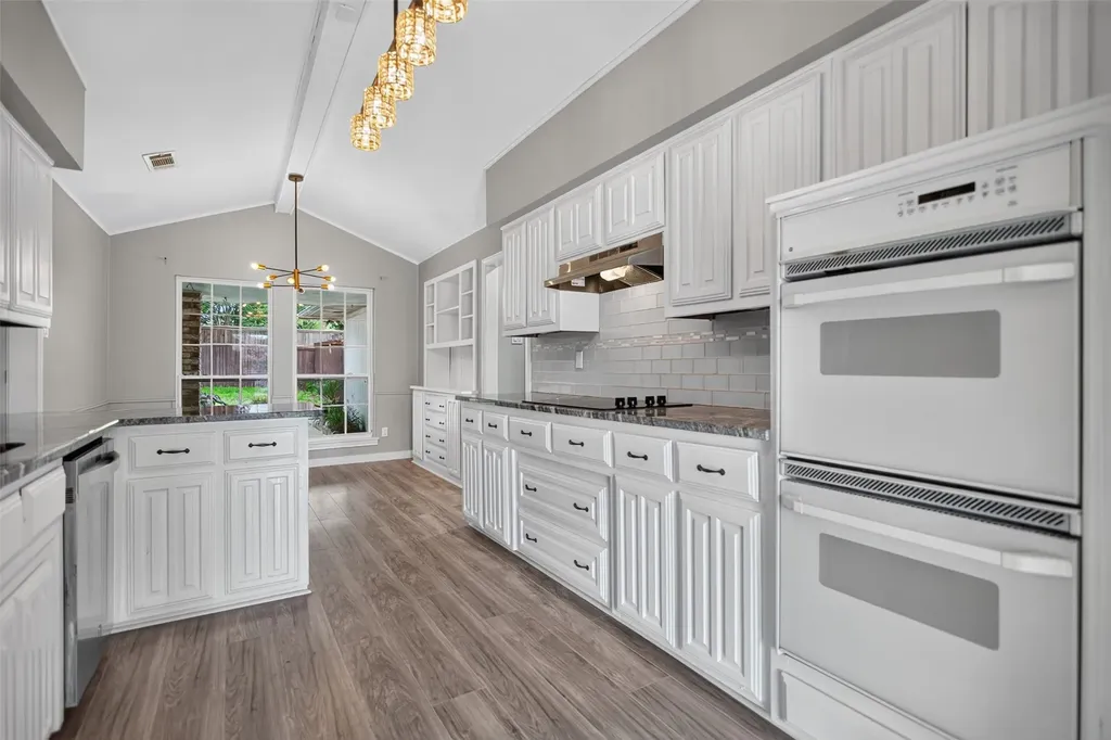 2303 Mccoy Road Carrollton TX 75006