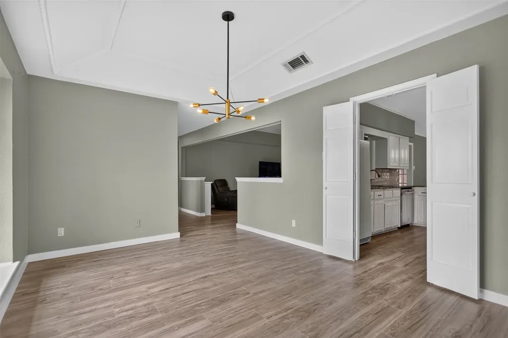 2303 Mccoy Road Carrollton TX 75006