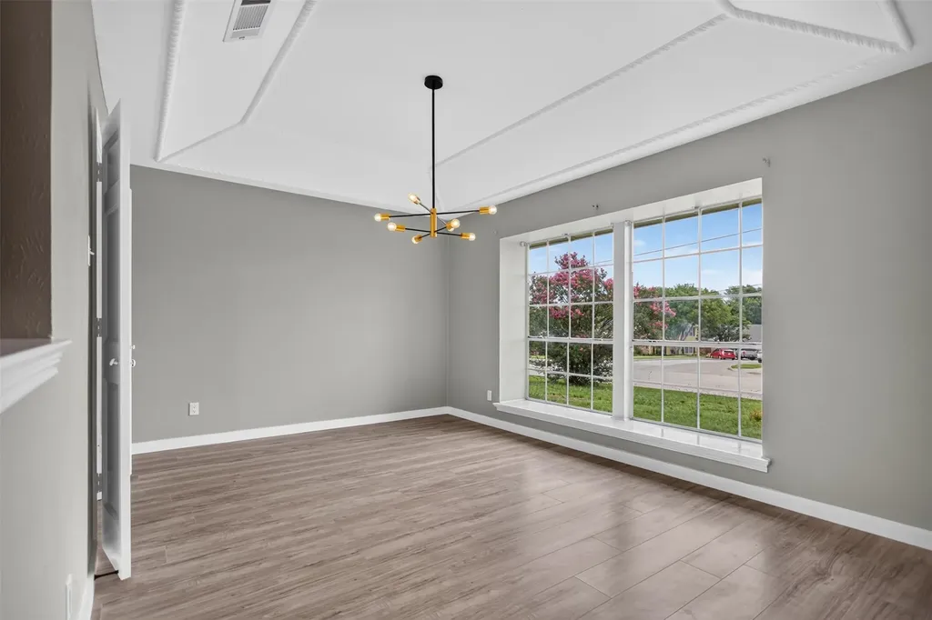 2303 Mccoy Road Carrollton TX 75006