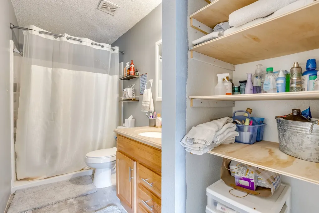 203 E Henderson Street Itasca TX 76055