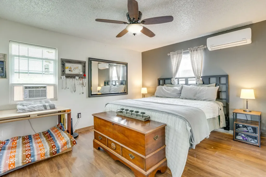 203 E Henderson Street Itasca TX 76055