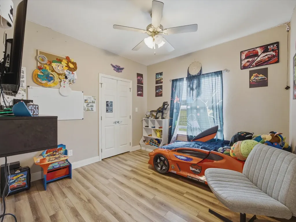 1032 Justin Drive Springtown TX 76082