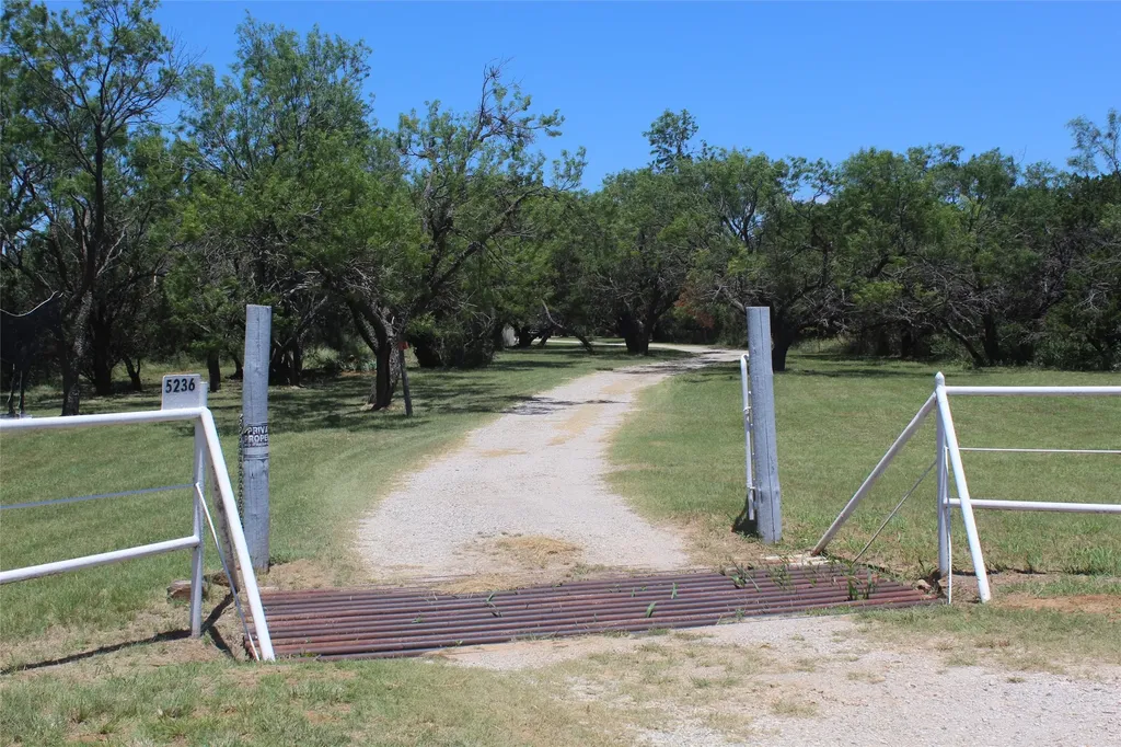 5234 S Fm 4 Road Palo Pinto TX 76484