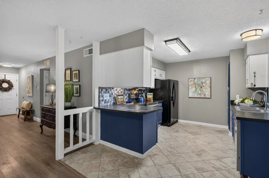 3108 Woodbridge Drive Bedford TX 76021