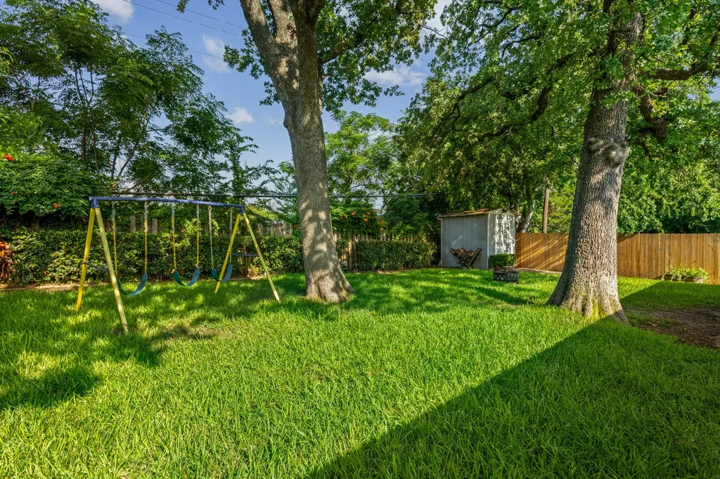 3108 Woodbridge Drive Bedford TX 76021