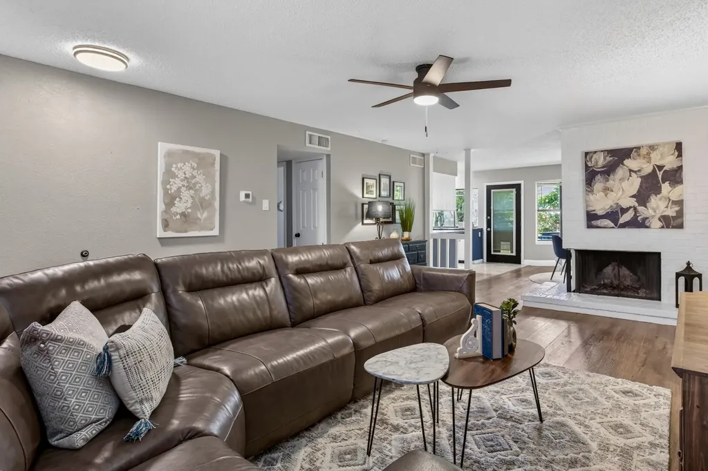 3108 Woodbridge Drive Bedford TX 76021