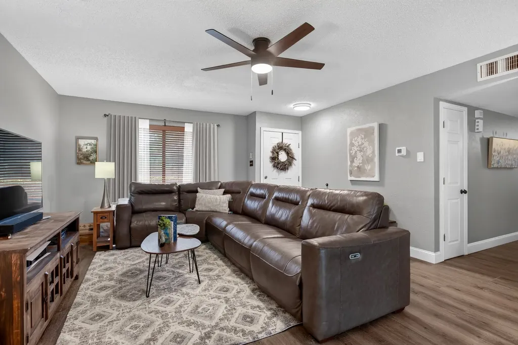 3108 Woodbridge Drive Bedford TX 76021