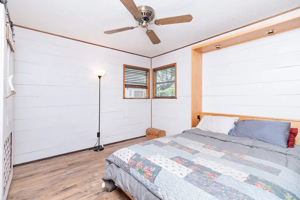 207 Center Brady TX 76825