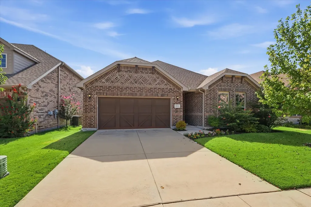 8312 Pine Meadows Drive Fort Worth TX 76244
