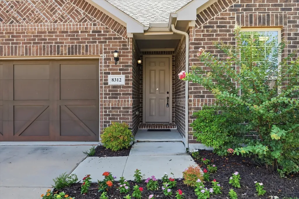 8312 Pine Meadows Drive Fort Worth TX 76244