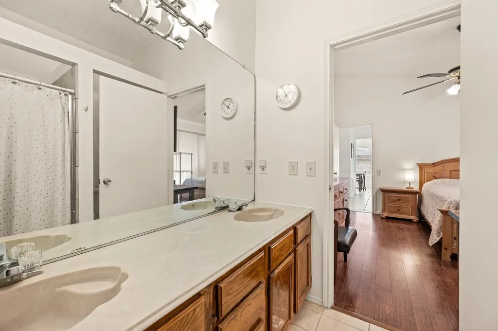 3908 River Birch Road Fort Worth TX 76137