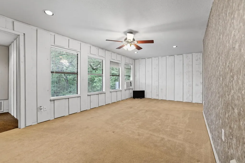 275 Lakecrest Drive Pottsboro TX 75076