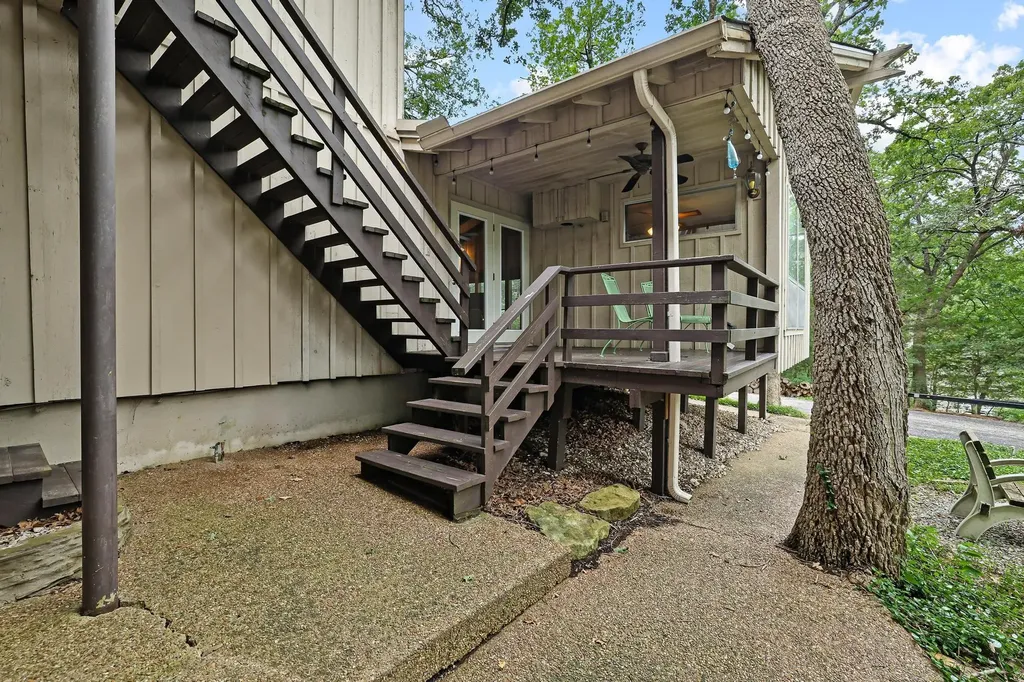 275 Lakecrest Drive Pottsboro TX 75076