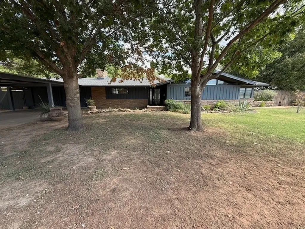 2073 Highland Avenue Abilene TX 79605