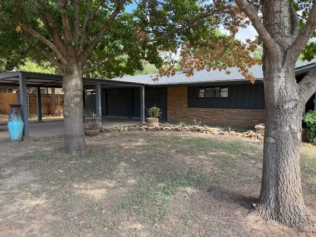 2073 Highland Avenue Abilene TX 79605