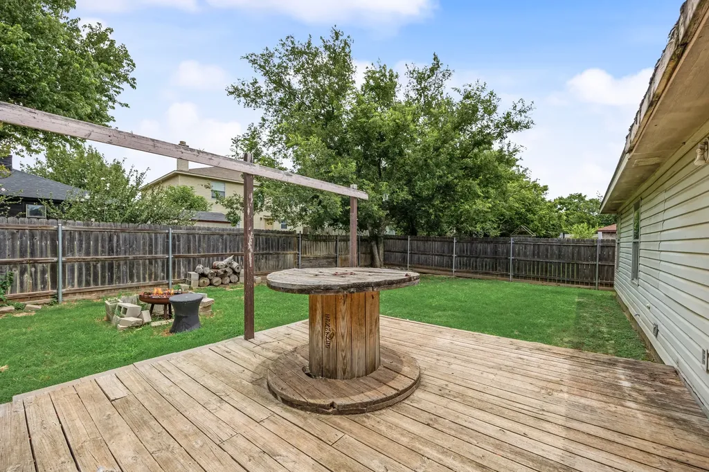 5600 Wiltshire Drive Fort Worth TX 76135
