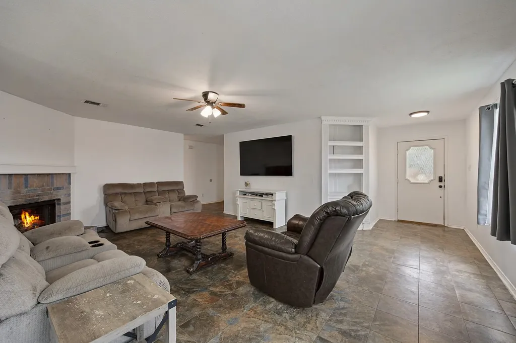 5600 Wiltshire Drive Fort Worth TX 76135