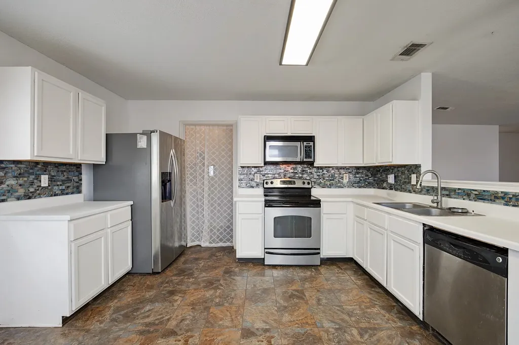 5600 Wiltshire Drive Fort Worth TX 76135