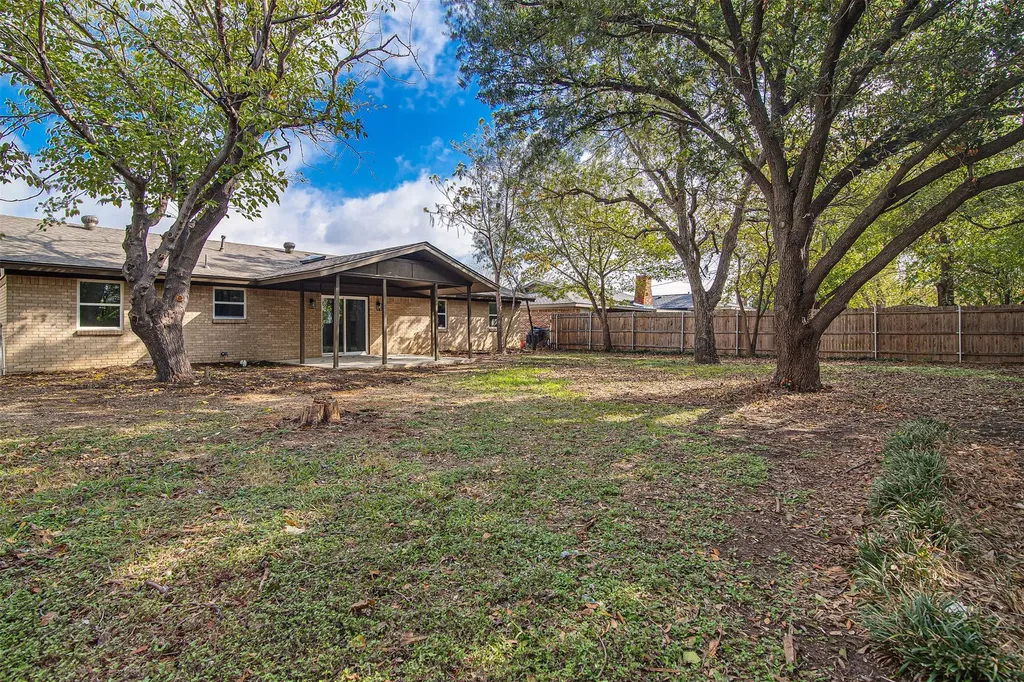 909 Kelley Drive Everman TX 76140