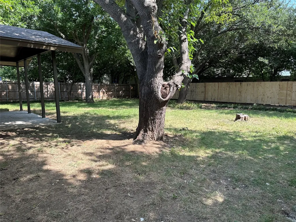 909 Kelley Drive Everman TX 76140
