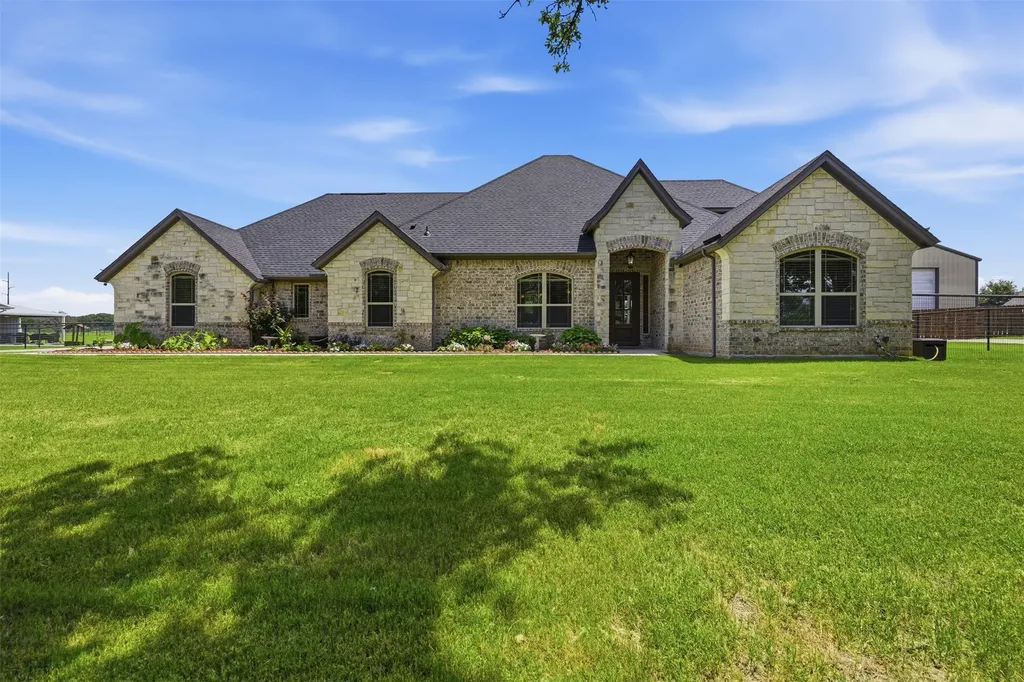 3216 Knob Road Springtown TX 76082