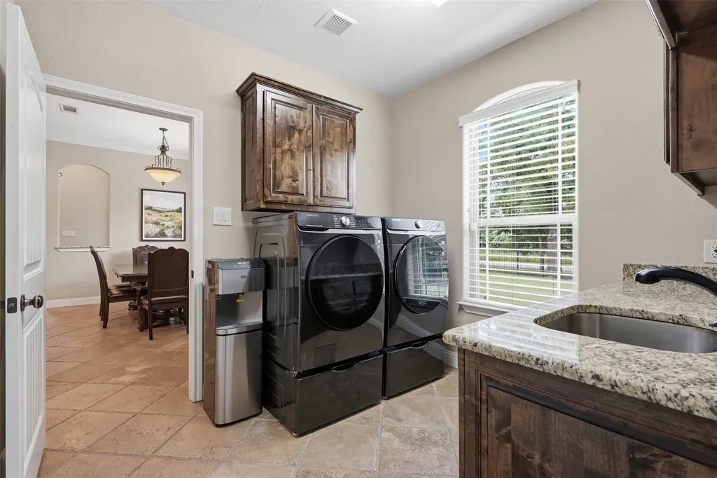 3216 Knob Road Springtown TX 76082