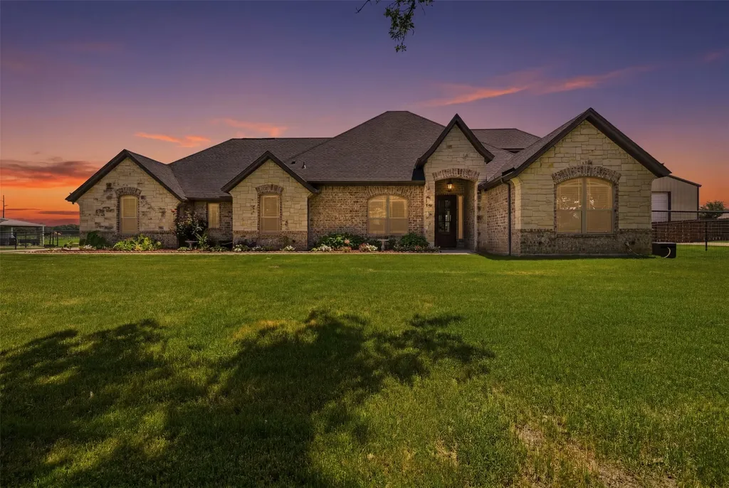 3216 Knob Road Springtown TX 76082