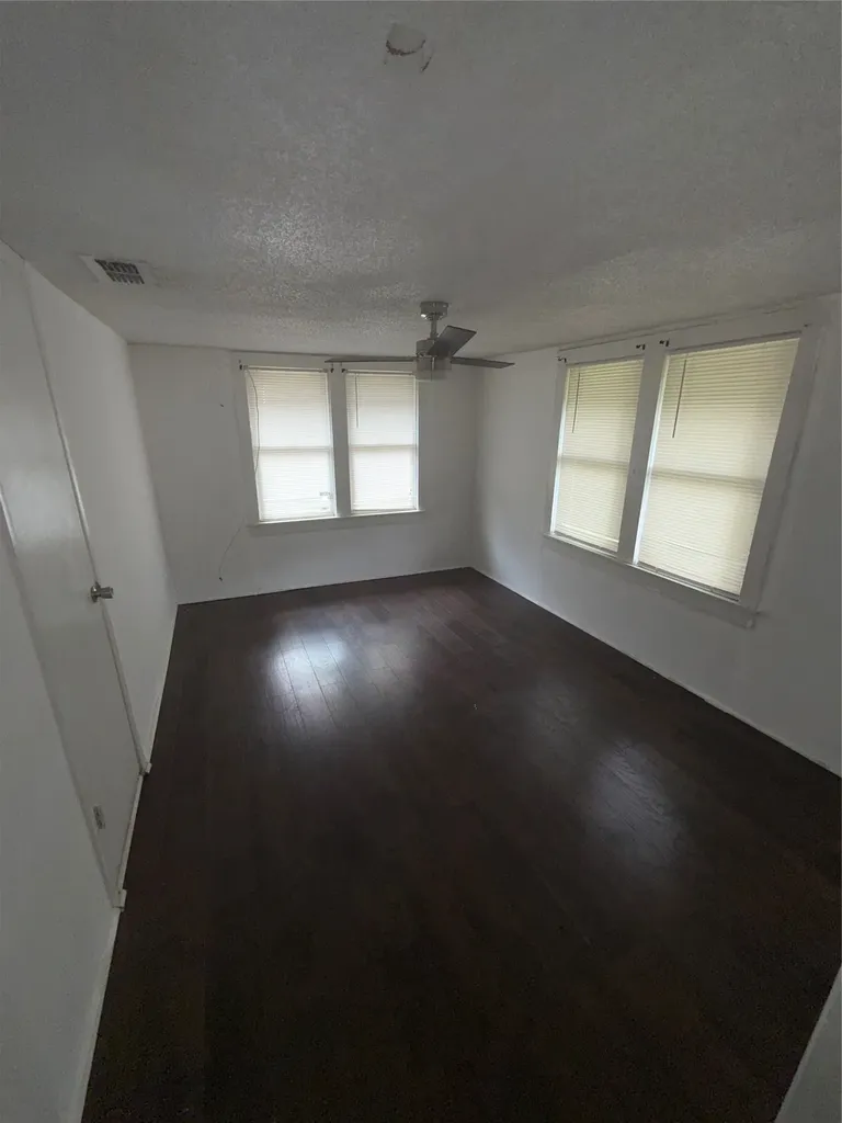 222 Cherry Street Clyde TX 79510