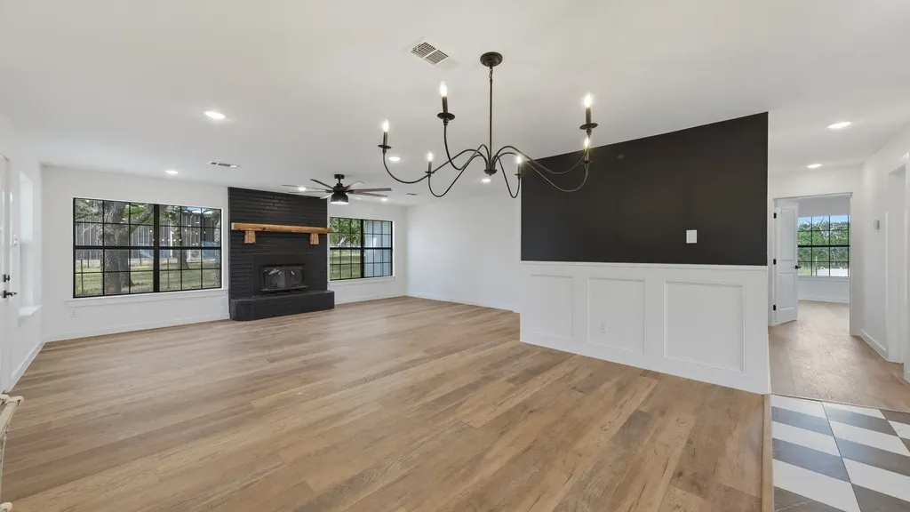 109 Aslan Road Poolville TX 76487