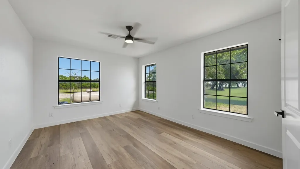 109 Aslan Road Poolville TX 76487