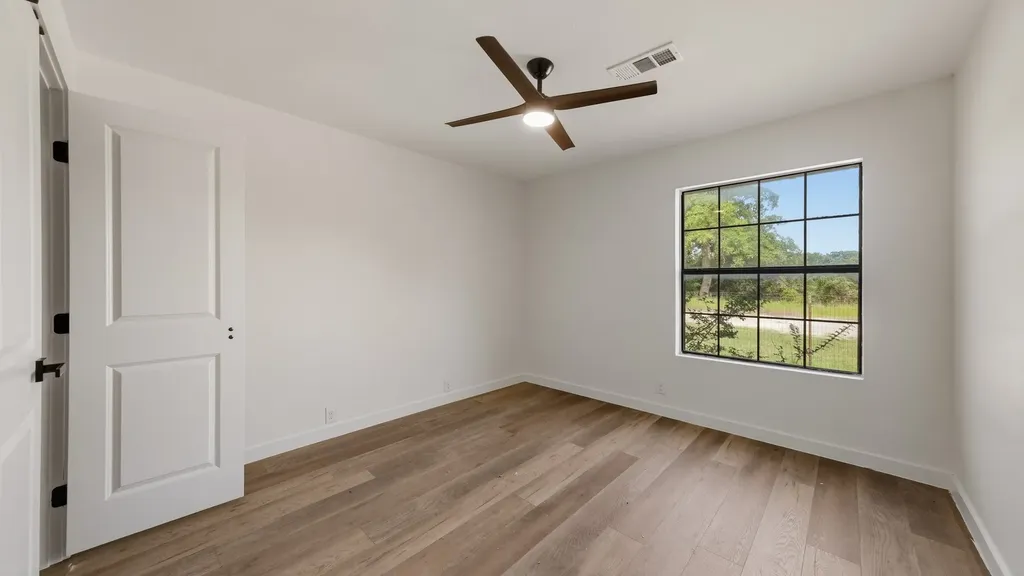 109 Aslan Road Poolville TX 76487
