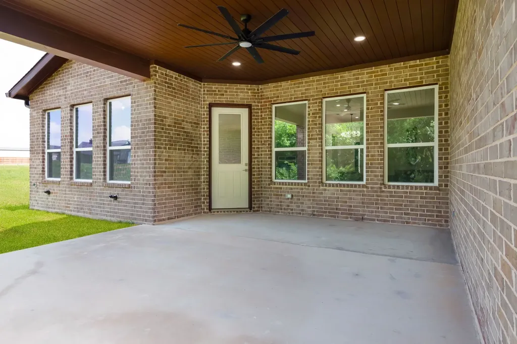 1250 Southfork Court Waxahachie TX 75167