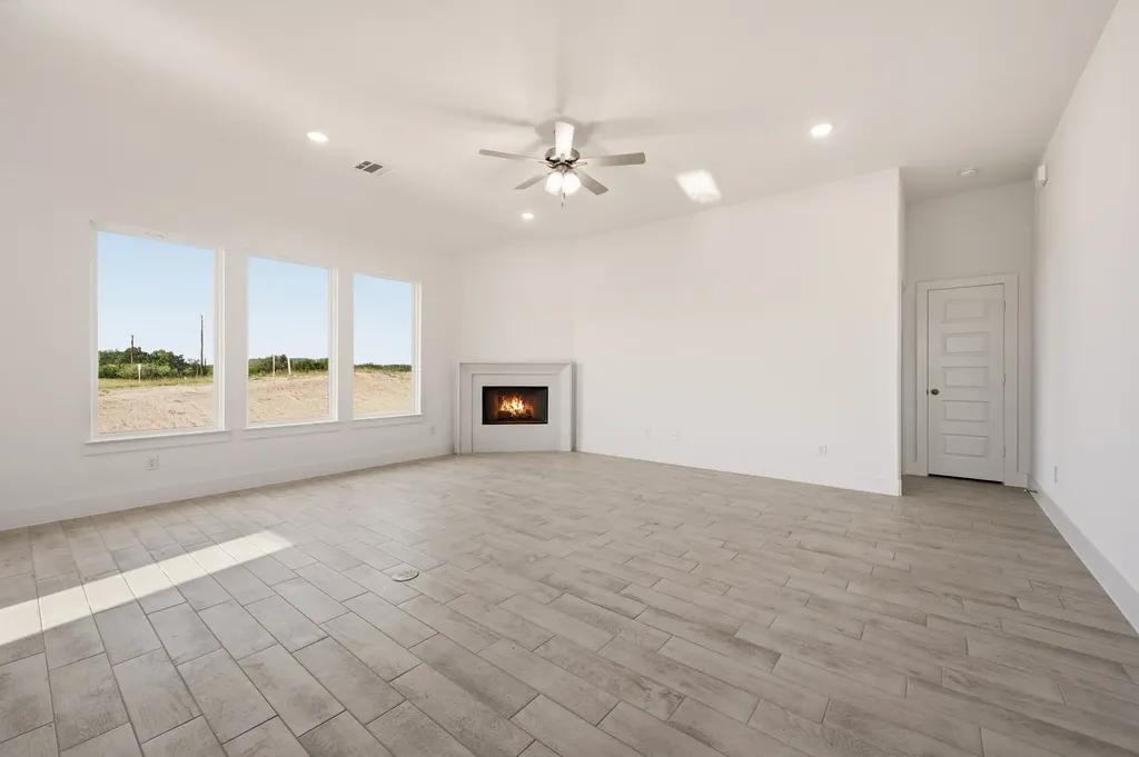 116 Park Hurst Drive Boyd TX 76023