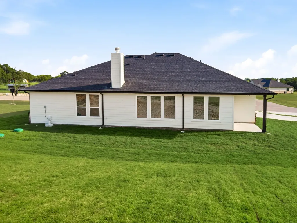 116 Park Hurst Drive Boyd TX 76023