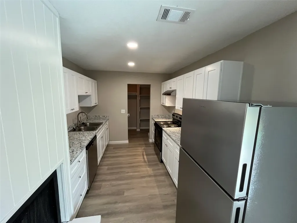 300 Ocean Drive Richardson TX 75081