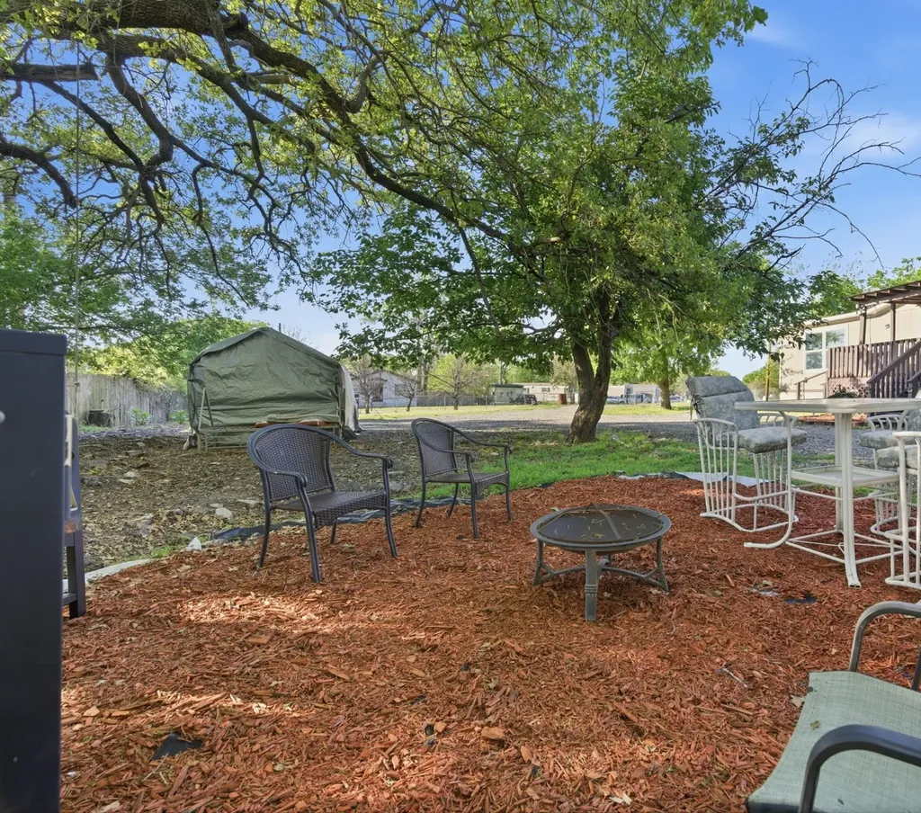 1404 Sheri Lane N Pelican Bay TX 76020