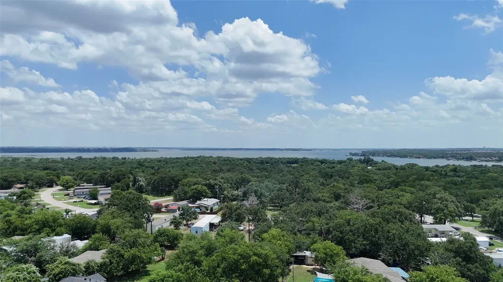 1404 Sheri Lane N Pelican Bay TX 76020