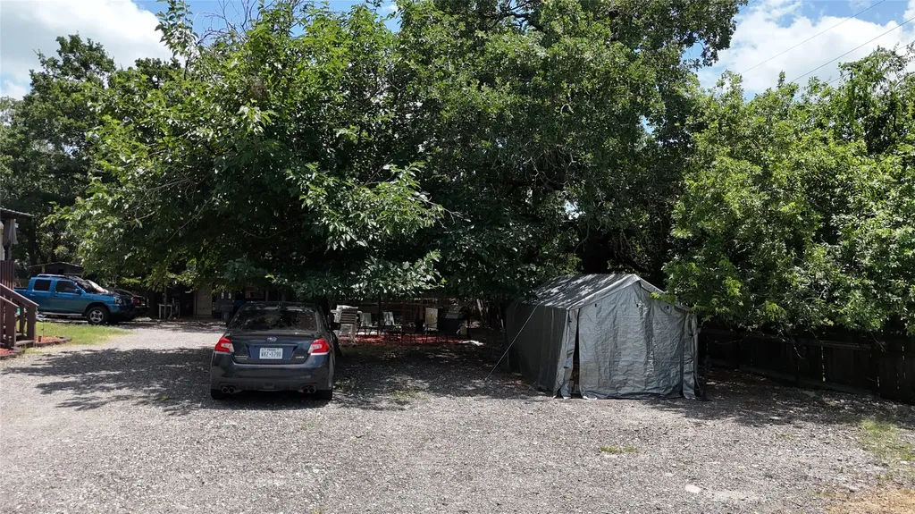 1404 Sheri Lane N Pelican Bay TX 76020