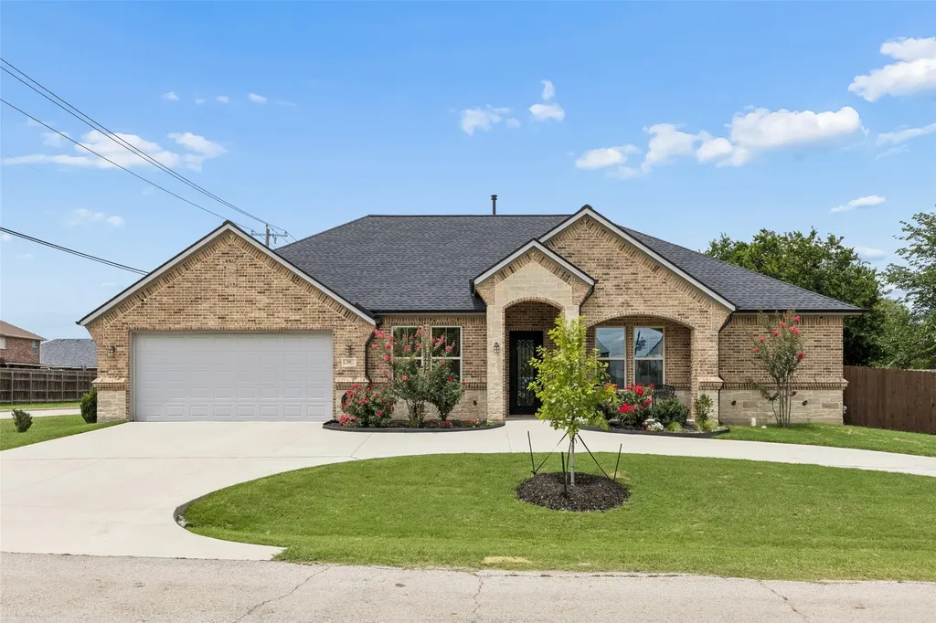 101 Sycamore Lane Roanoke TX 76262