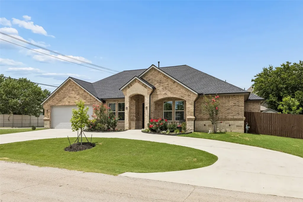 101 Sycamore Lane Roanoke TX 76262