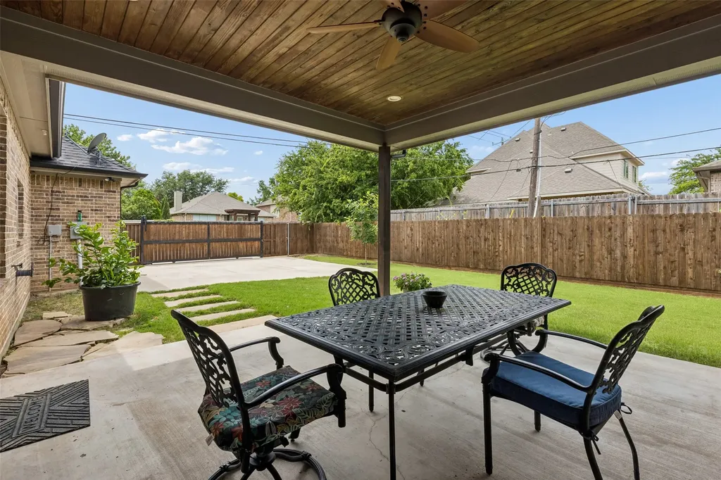 101 Sycamore Lane Roanoke TX 76262