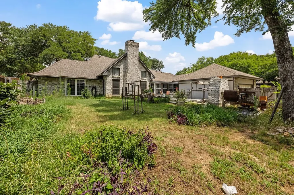 8724 Racquet Club Drive Fort Worth TX 76120