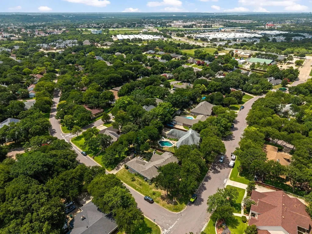 8724 Racquet Club Drive Fort Worth TX 76120