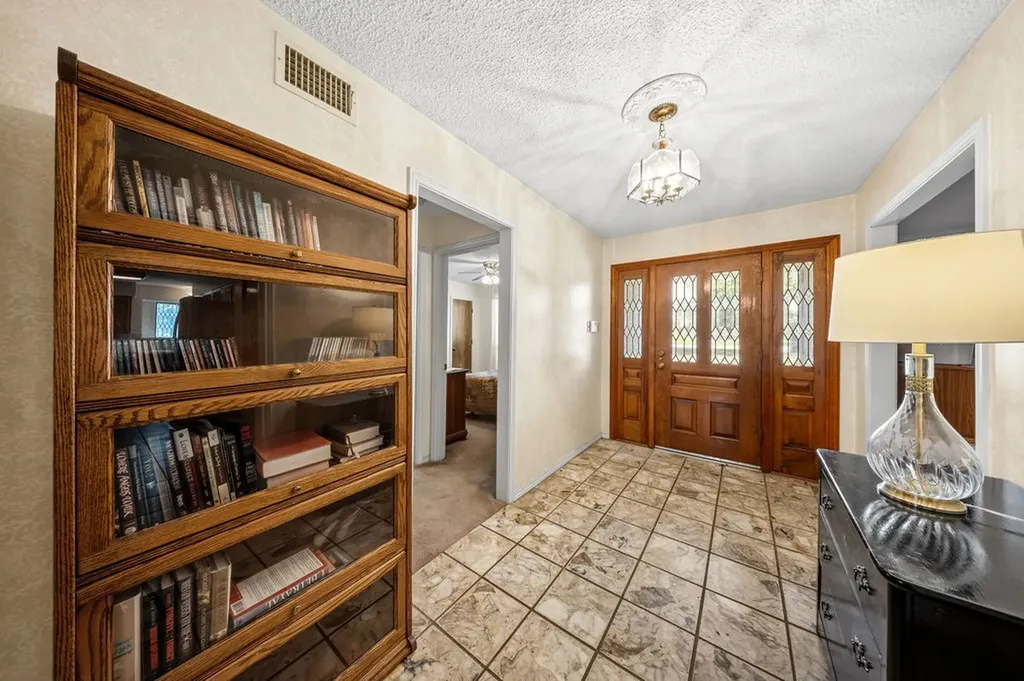 8724 Racquet Club Drive Fort Worth TX 76120