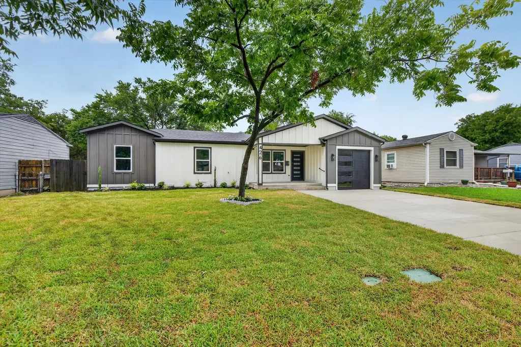426 Goodyear Street Irving TX 75062