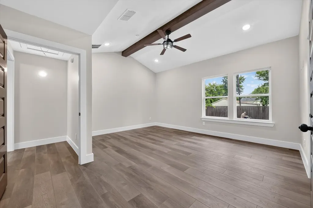 426 Goodyear Street Irving TX 75062
