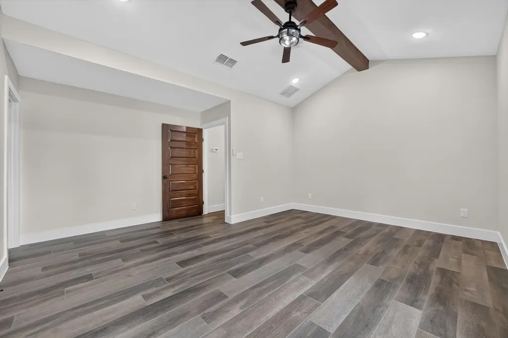 426 Goodyear Street Irving TX 75062