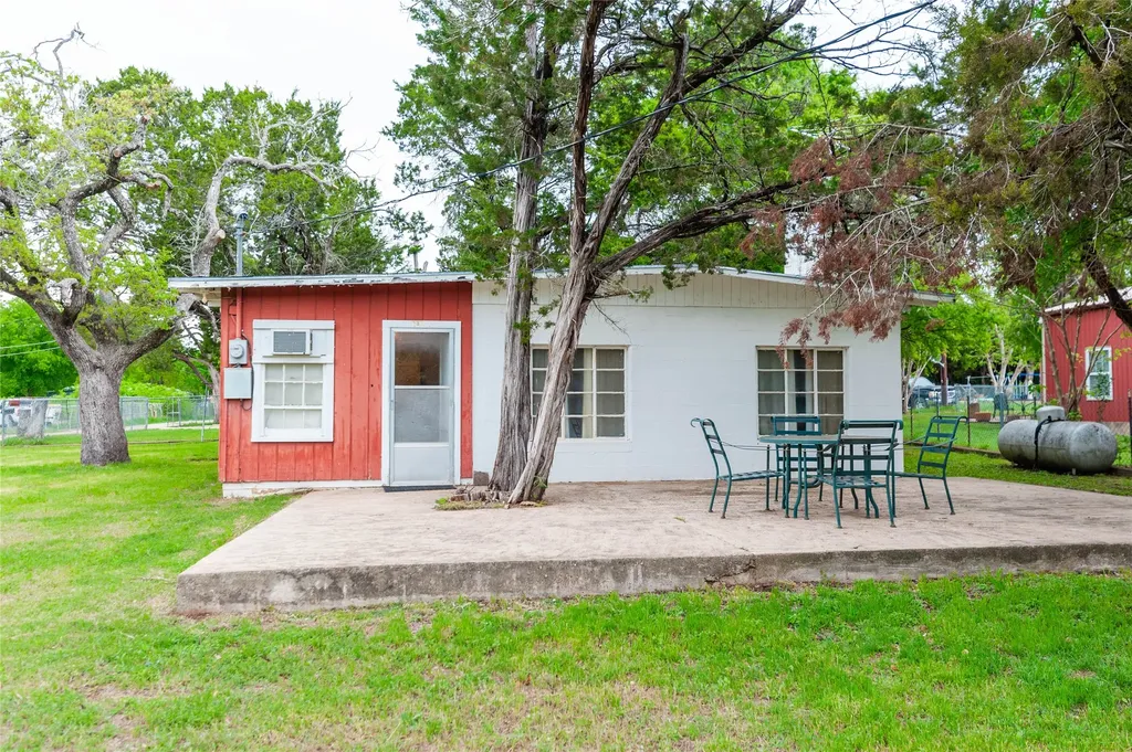 137 Center Loop Whitney TX 76692