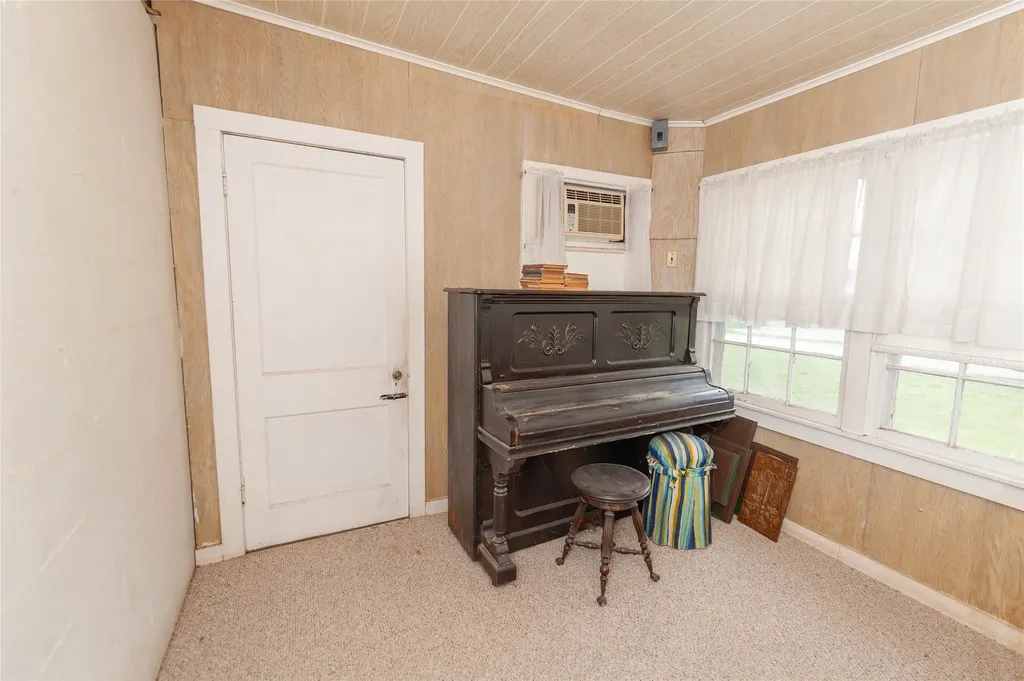 137 Center Loop Whitney TX 76692